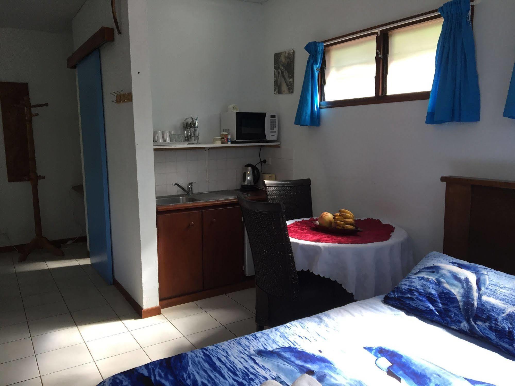 Travellers Budget Motel Port Vila Bagian luar foto